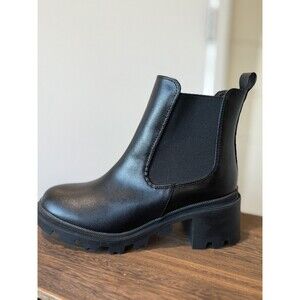 NWOB LULUS Mabley Black Chelsea Ankle Boots 8.5 Faux Leather Ankle Bootie Casual